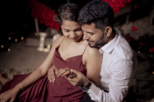 prewedding-romantic couple shoot-beach-concept (87)