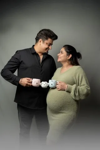 traditional-indoor-maternity-photoshoot-indoor studio-ColorPalette (7)